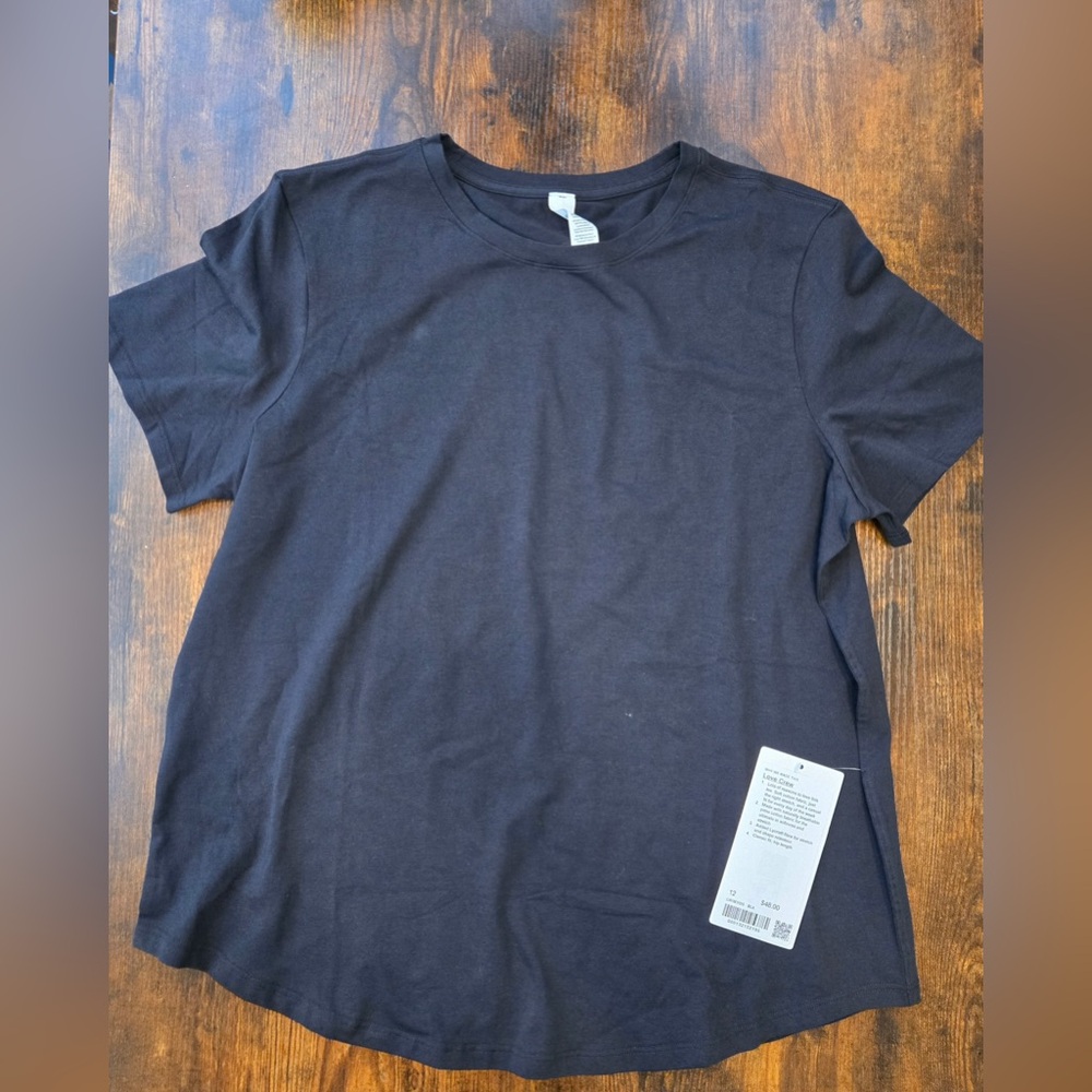 Lululemon Men's Black T-Shirt Size 12 New